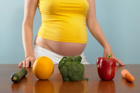 Фото - Что нужно есть беременным, чтобы ребёнок родился умным?