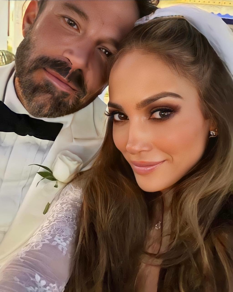 В сети появились первые фото со свадьбы Дженнифер Лопес и Бена Аффлека